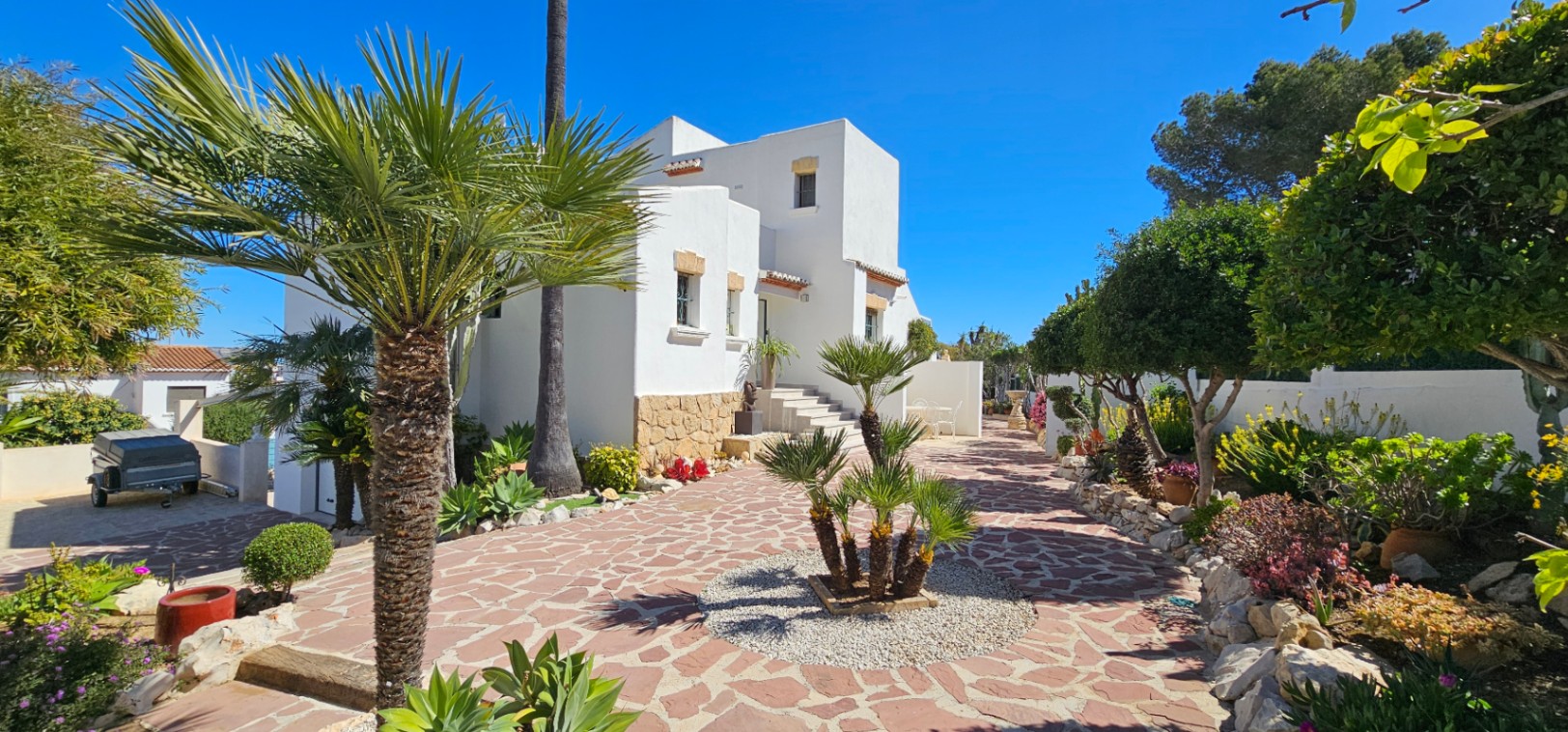 VILLA/CHALET FOR SALE IN JAVEA, PINOSOL AREA. ALICANTE. COSTA BLANCA.