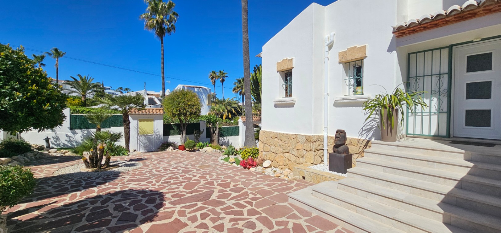 VILLA/CHALET FOR SALE IN JAVEA, PINOSOL AREA. ALICANTE. COSTA BLANCA.