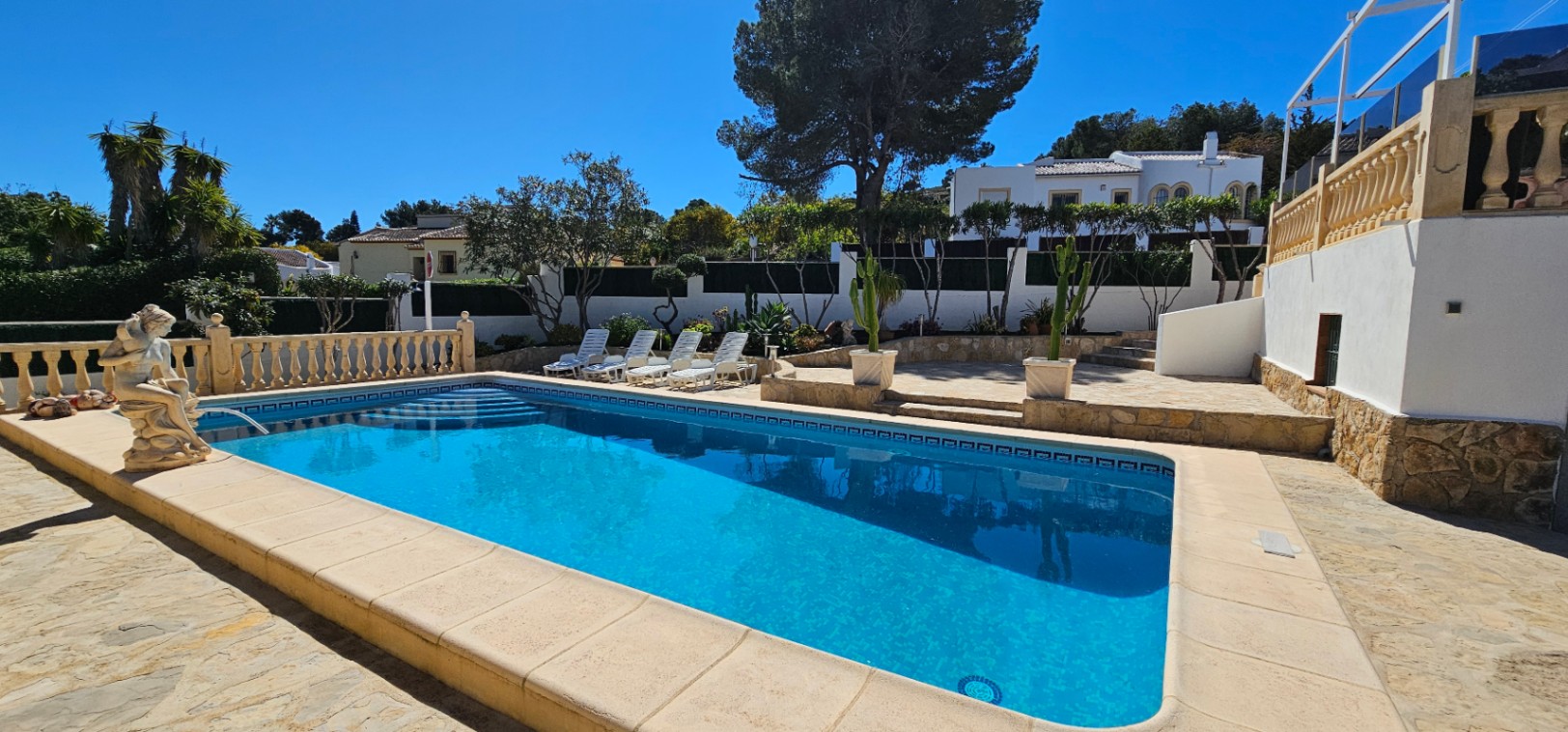 VILLA/CHALET FOR SALE IN JAVEA, PINOSOL AREA. ALICANTE. COSTA BLANCA.