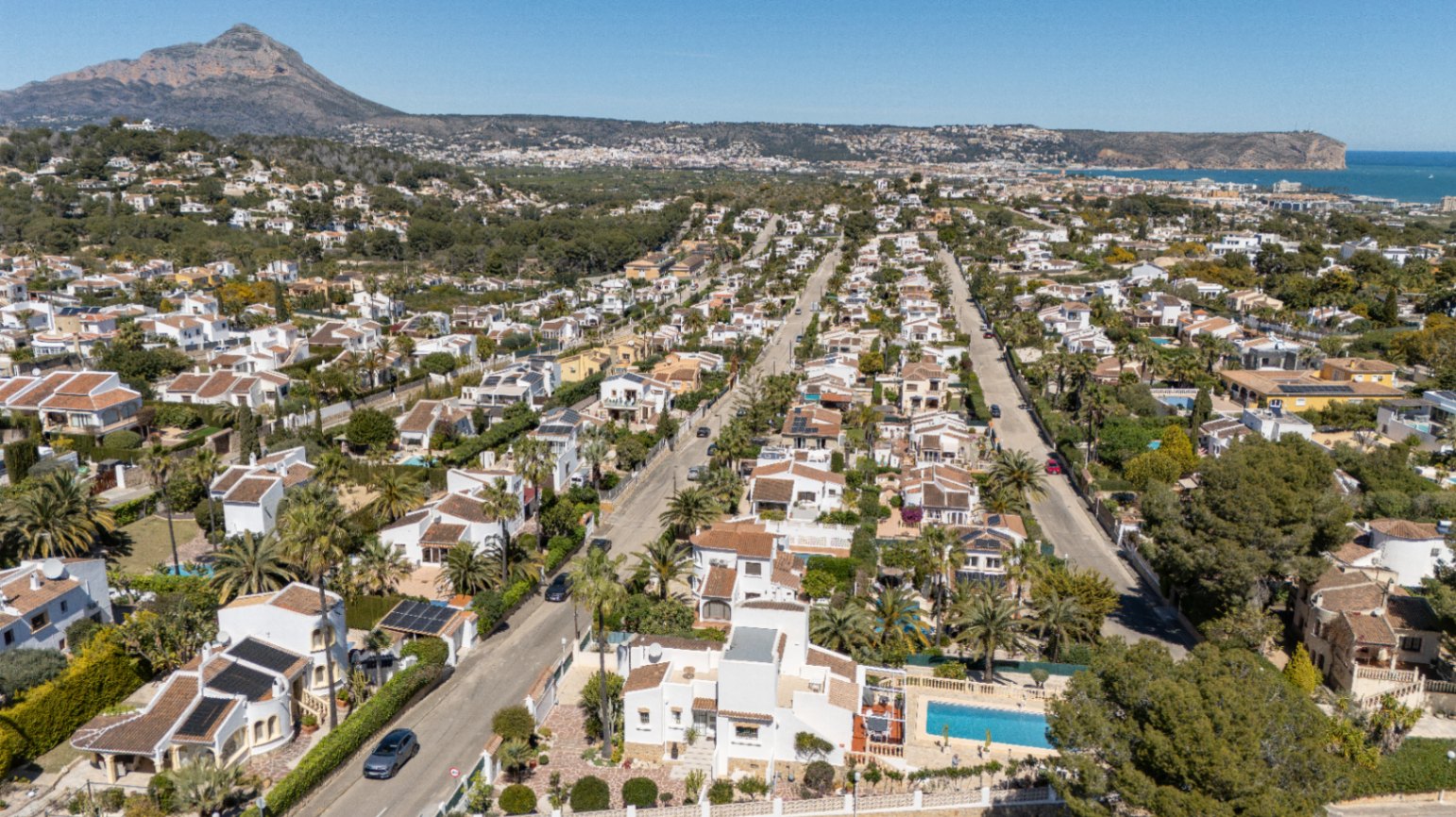 VILLA/CHALET FOR SALE IN JAVEA, PINOSOL AREA. ALICANTE. COSTA BLANCA.