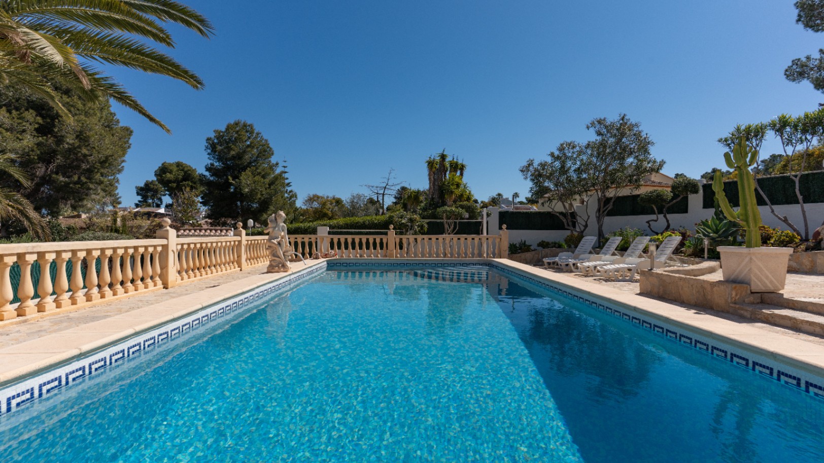 VILLA/CHALET FOR SALE IN JAVEA, PINOSOL AREA. ALICANTE. COSTA BLANCA.
